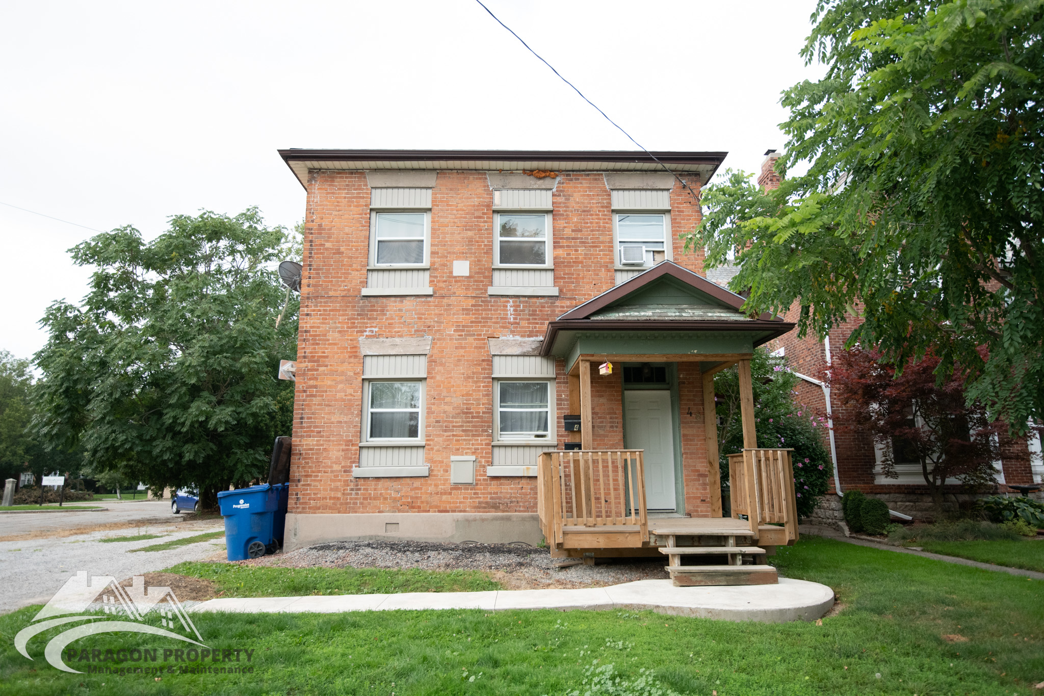 48 Adelaide Street North