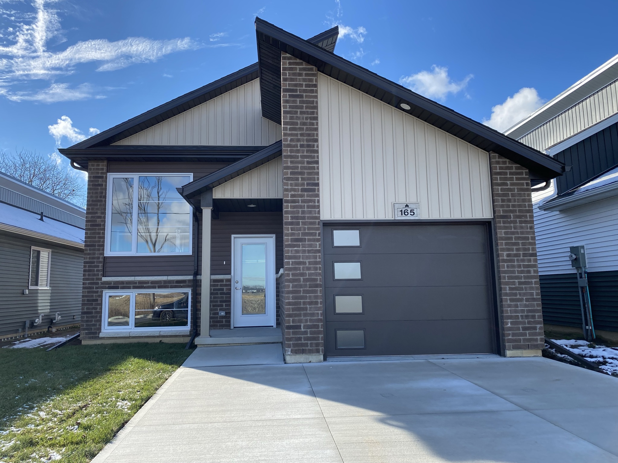 125 Howard Road, Chatham, ON N7M 5J6 — photo 1